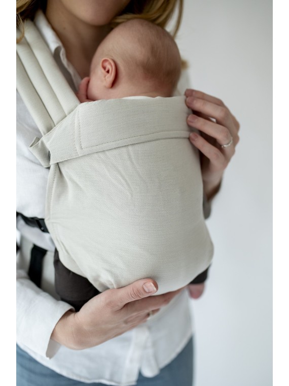 QUSY MINI 2.0 – ultra-light adjustable baby carrier