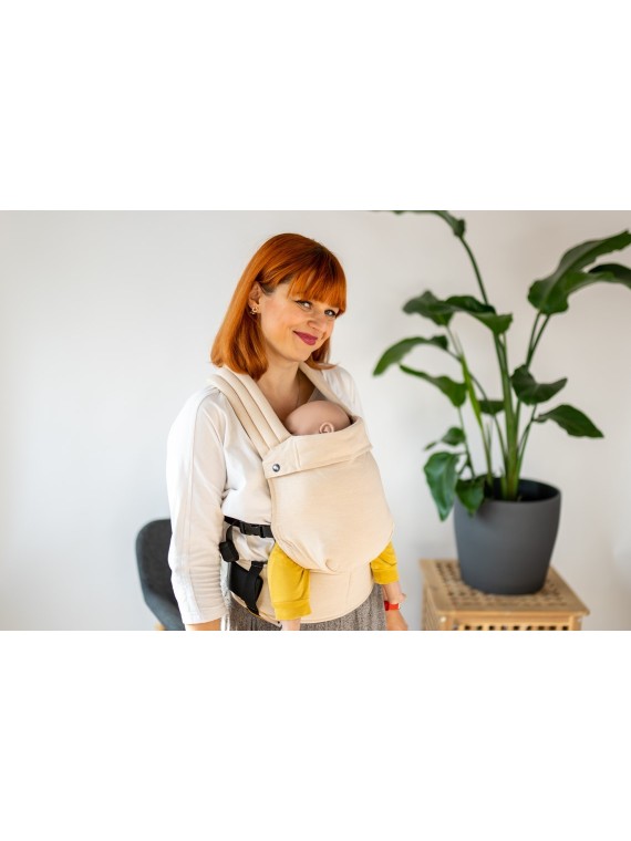 QUSY MINI 2.0 – ypač lengva reguliuojama kūdikių nešioklė