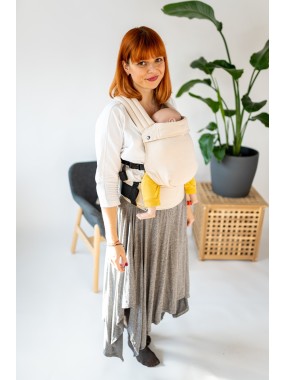 QUSY MINI 2.0 – ypač lengva reguliuojama kūdikių nešioklė