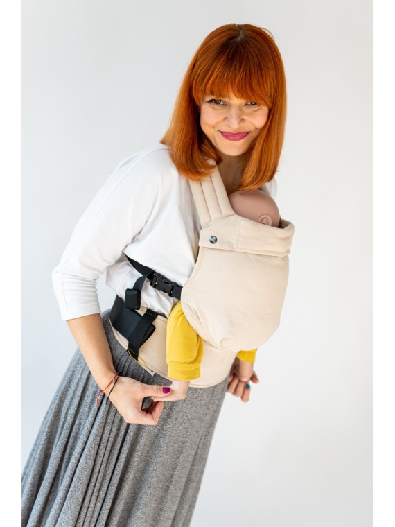 QUSY MINI 2.0 – ypač lengva reguliuojama kūdikių nešioklė