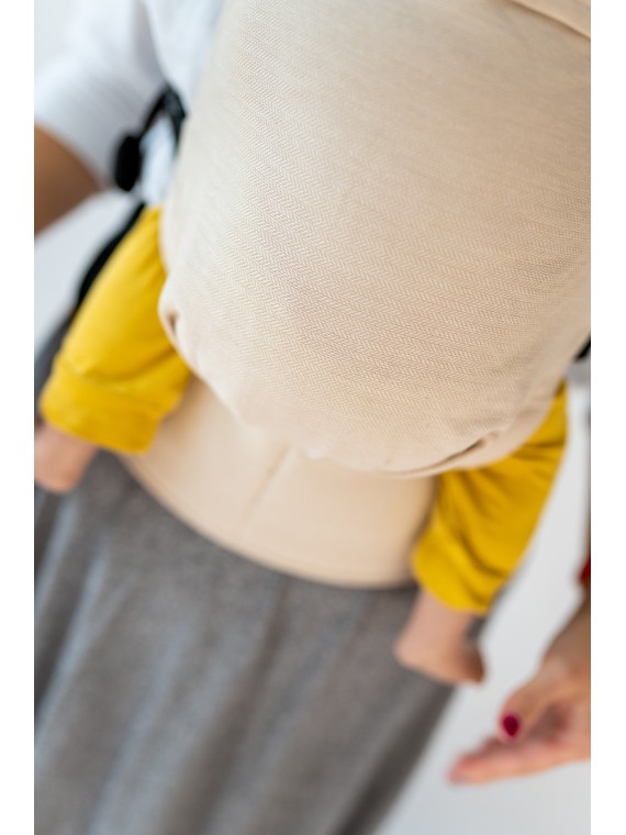 QUSY MINI 2.0 – ypač lengva reguliuojama kūdikių nešioklė