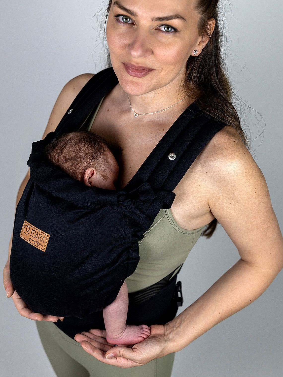 ISARA THE ONE Baby Carrier – From Newborn to Preschooler | Ergonomic and Fully Adjustable