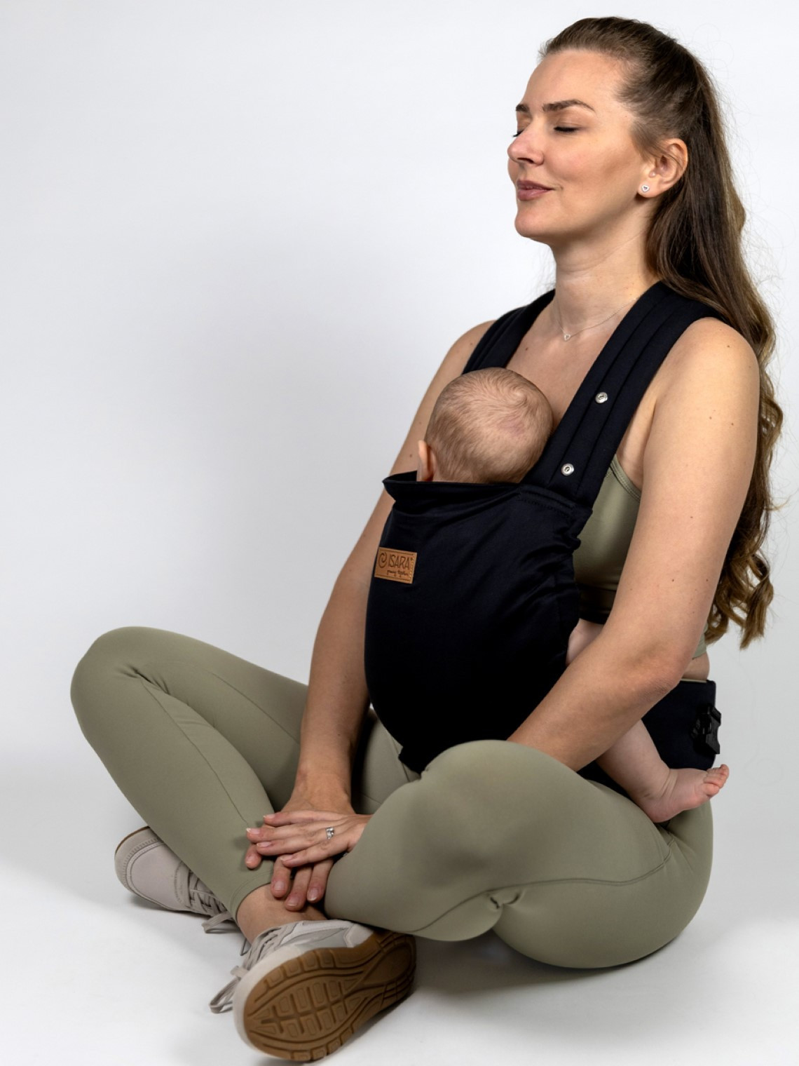 ISARA THE ONE Baby Carrier – From Newborn to Preschooler | Ergonomic and Fully Adjustable