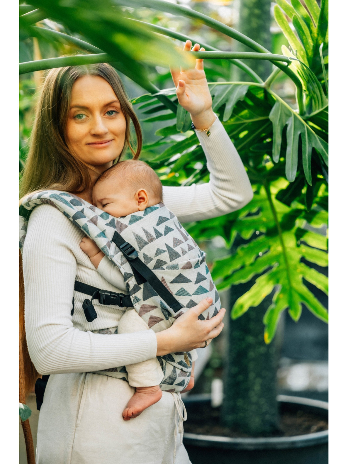 LennyLight – lightweight and intuitive baby carrier LennyLight – lightweight and intuitive baby carrier