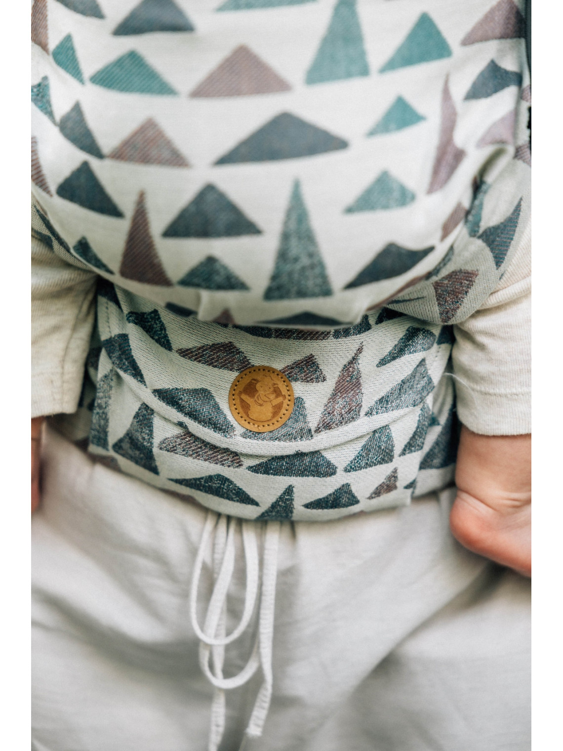 LennyLight – lightweight and intuitive baby carrier