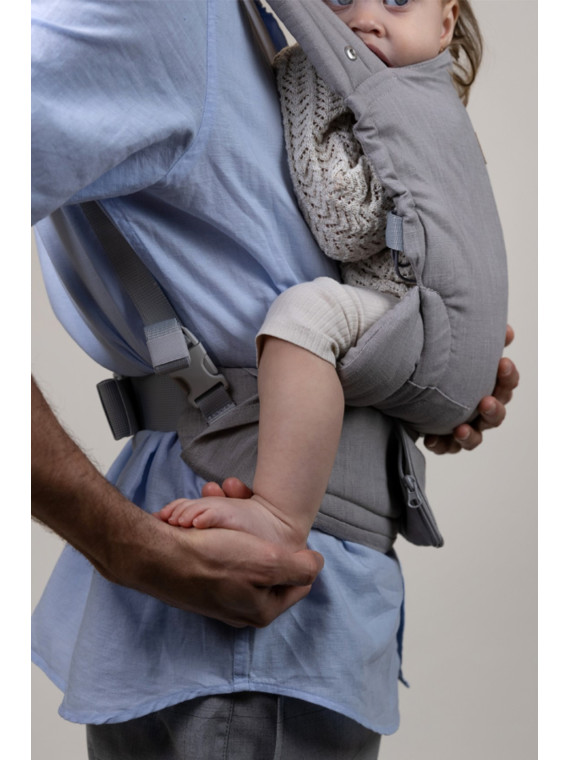 ISARA Elite is a timeless piece for parents who want effortless elegance and technical performance—without compromise.