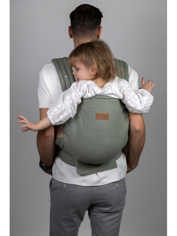 ISARA Elite is a timeless piece for parents who want effortless elegance and technical performance—without compromise.