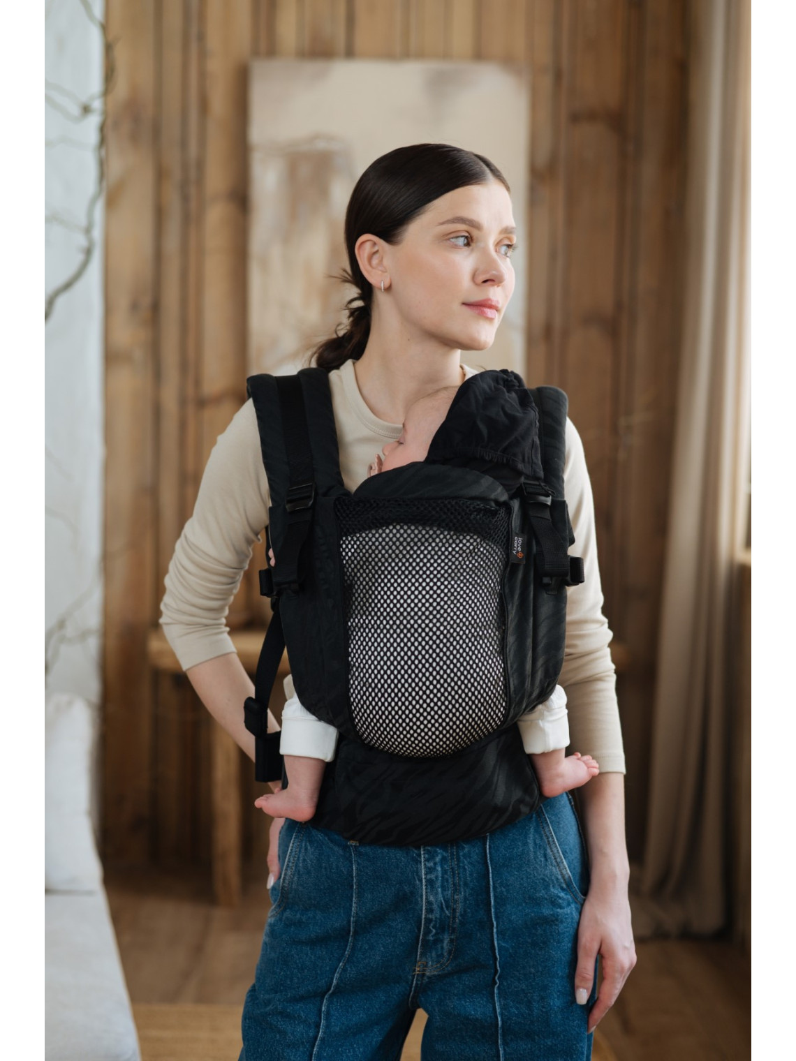 Love & Carry ONE – comfortable baby carrier from newborn
