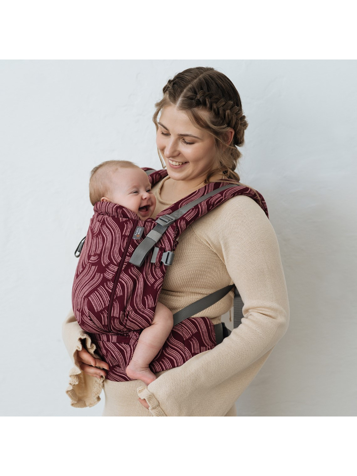 Love & Carry ONE – comfortable baby carrier from newborn