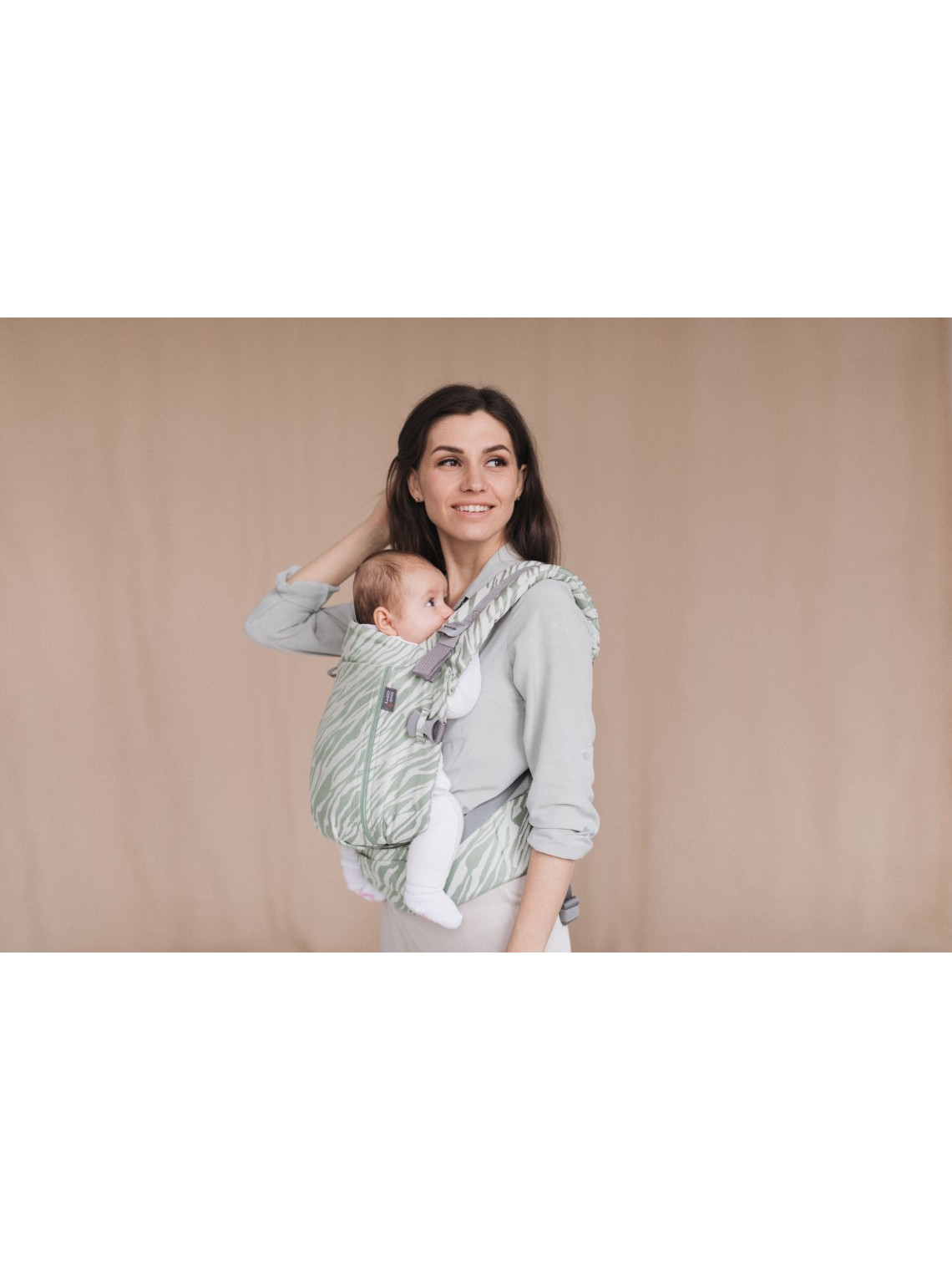 Love & Carry ONE – comfortable baby carrier from newborn