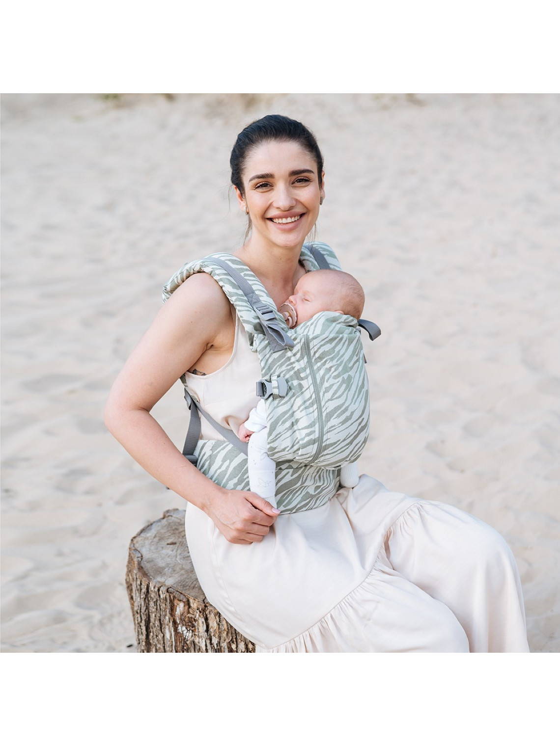 Love & Carry ONE – comfortable baby carrier from newborn