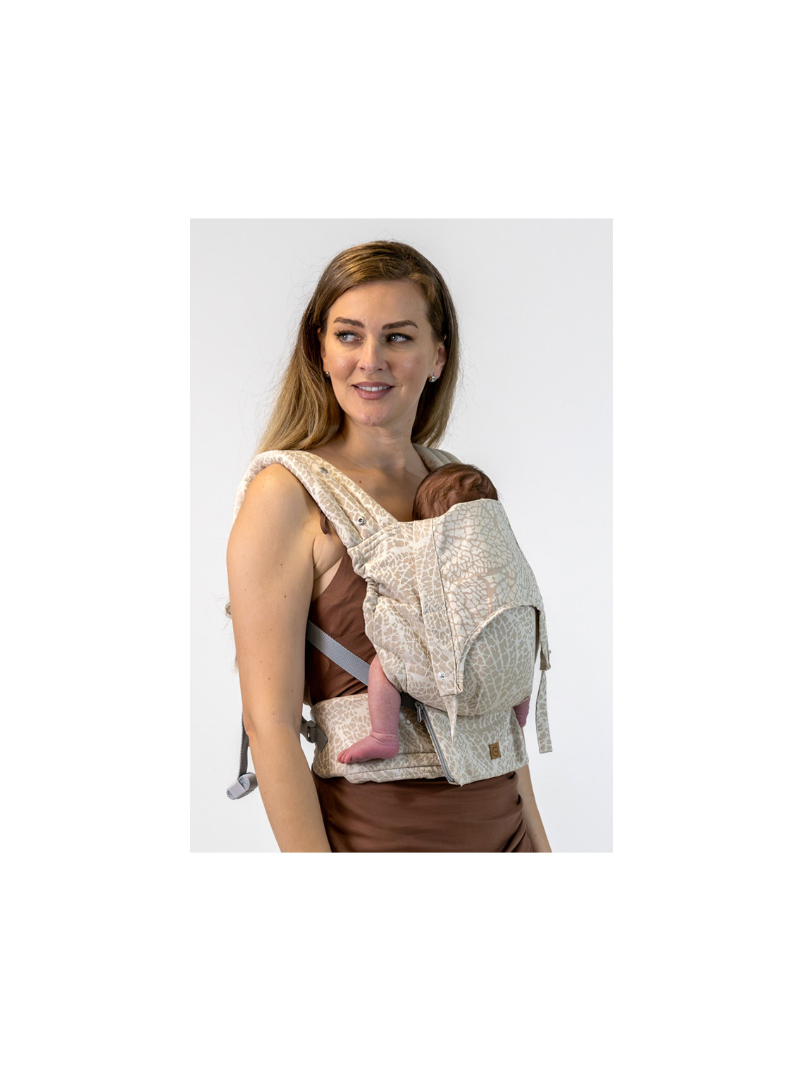 ISARA THE ONE Baby Carrier – From Newborn to Preschooler | Ergonomic and Fully Adjustable