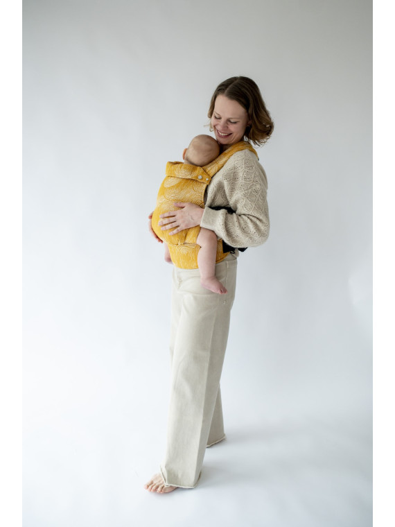 QUSY Standard 2.0 – innovative adjustable baby carrier