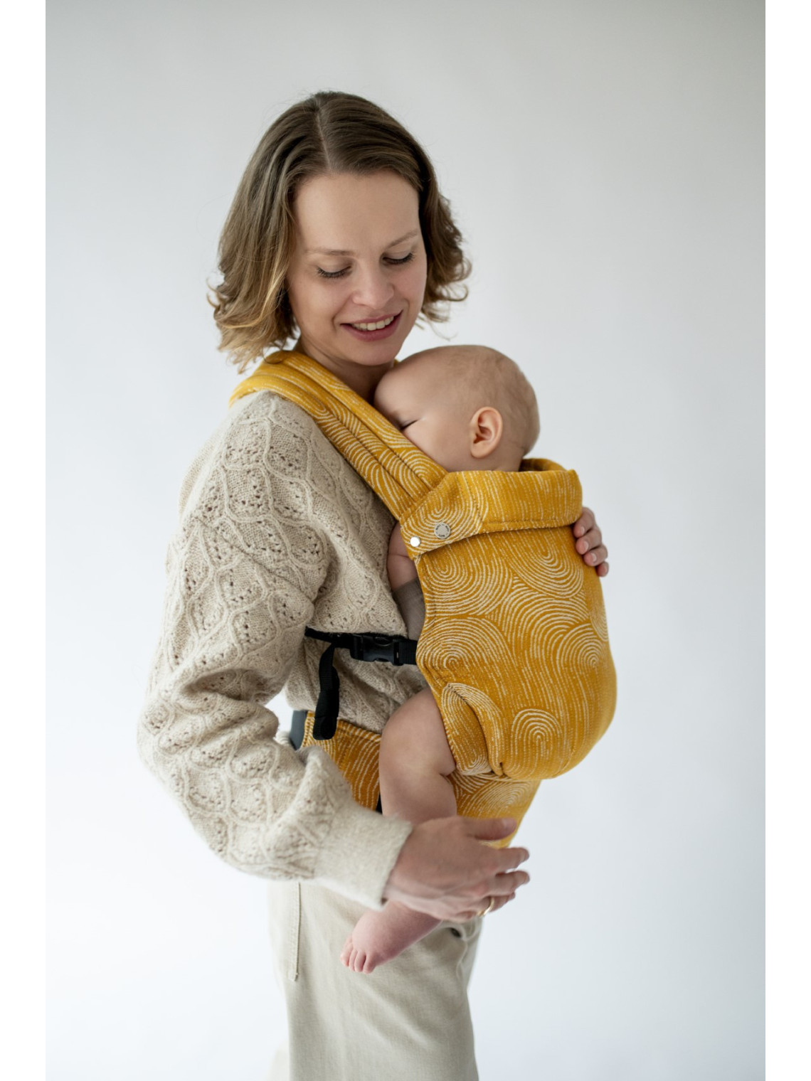 QUSY Standard 2.0 – innovative adjustable baby carrier