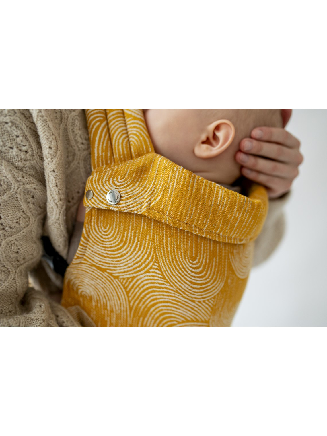 QUSY Standard 2.0 – innovative adjustable baby carrier