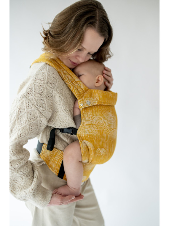 QUSY Standard 2.0 – innovative adjustable baby carrier