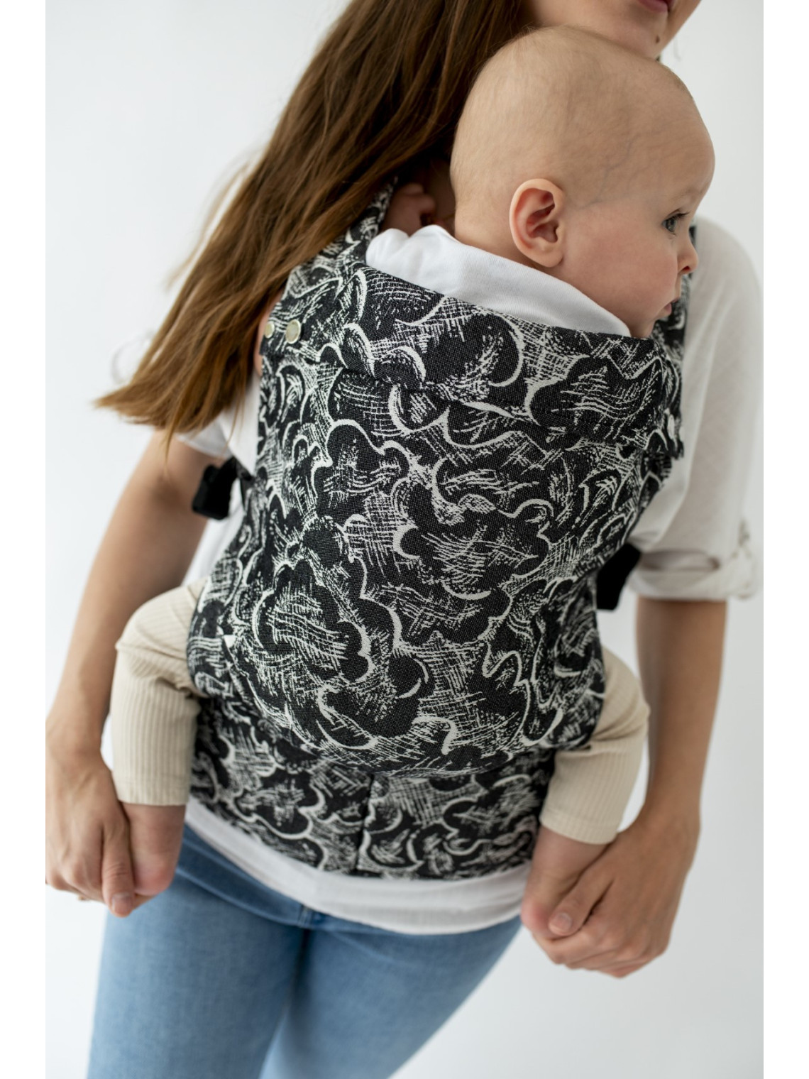 QUSY Standard 2.0 – innovative adjustable baby carrier
