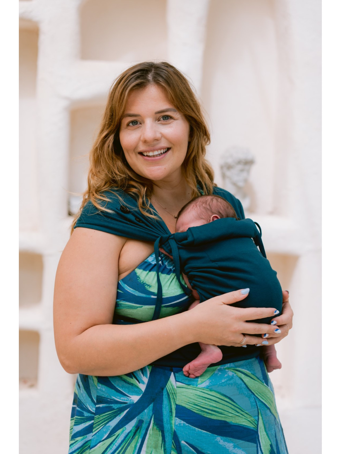 Neko Tiny – nešioklė mažyliams nuo 2,5 kg, su tampriu audiniu ir plačiais diržais