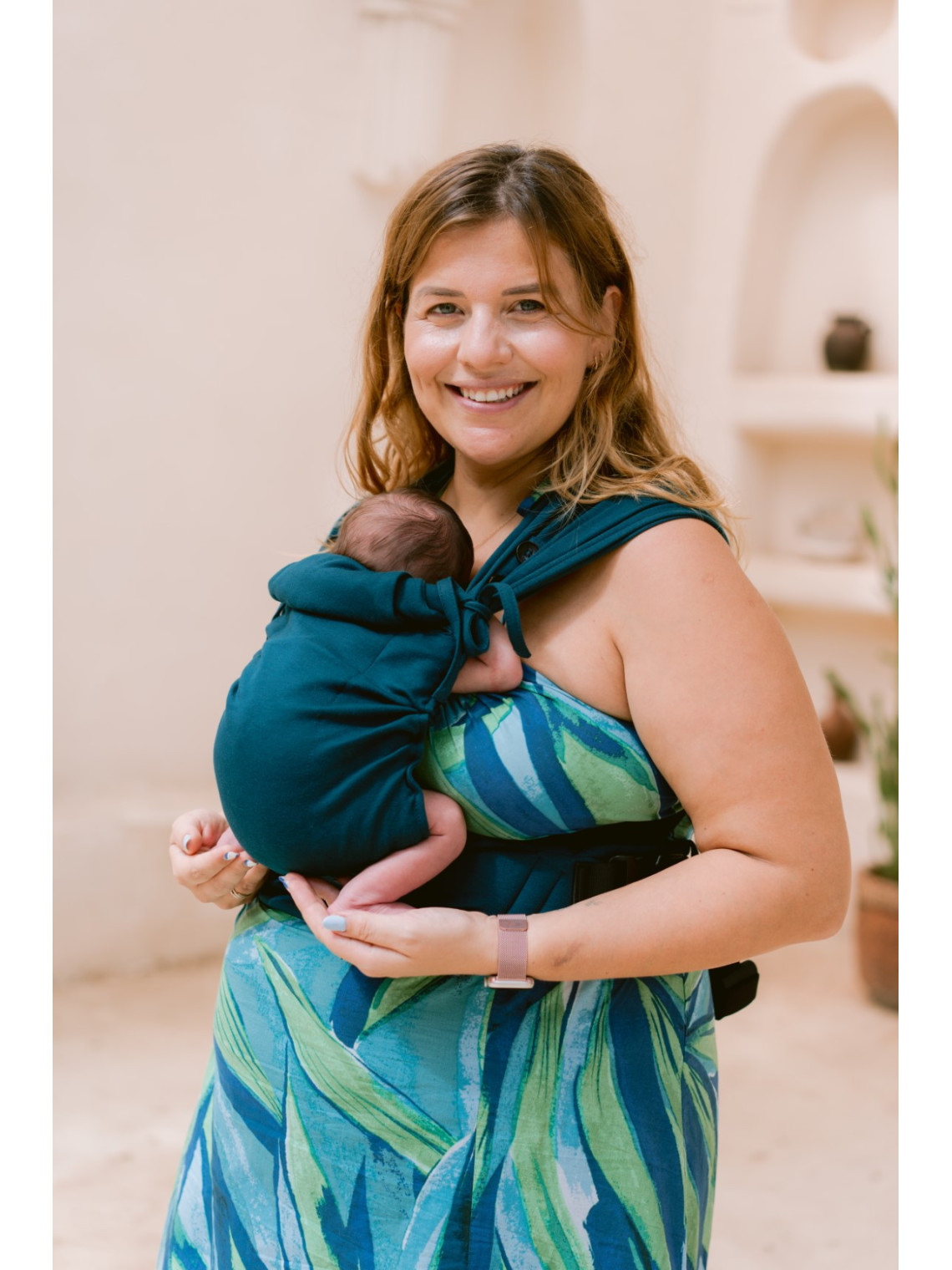 Neko Tiny – nešioklė mažyliams nuo 2,5 kg, su tampriu audiniu ir plačiais diržais