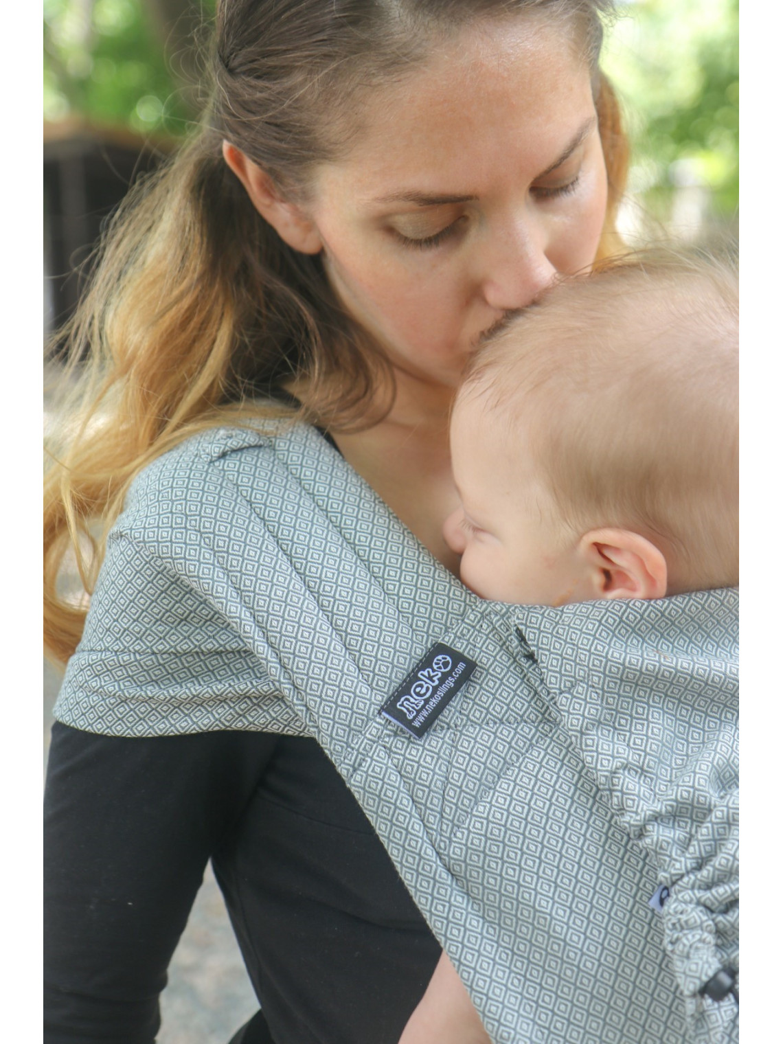 Neko Half Buckle Baby Carrier – Comfortable from Birth