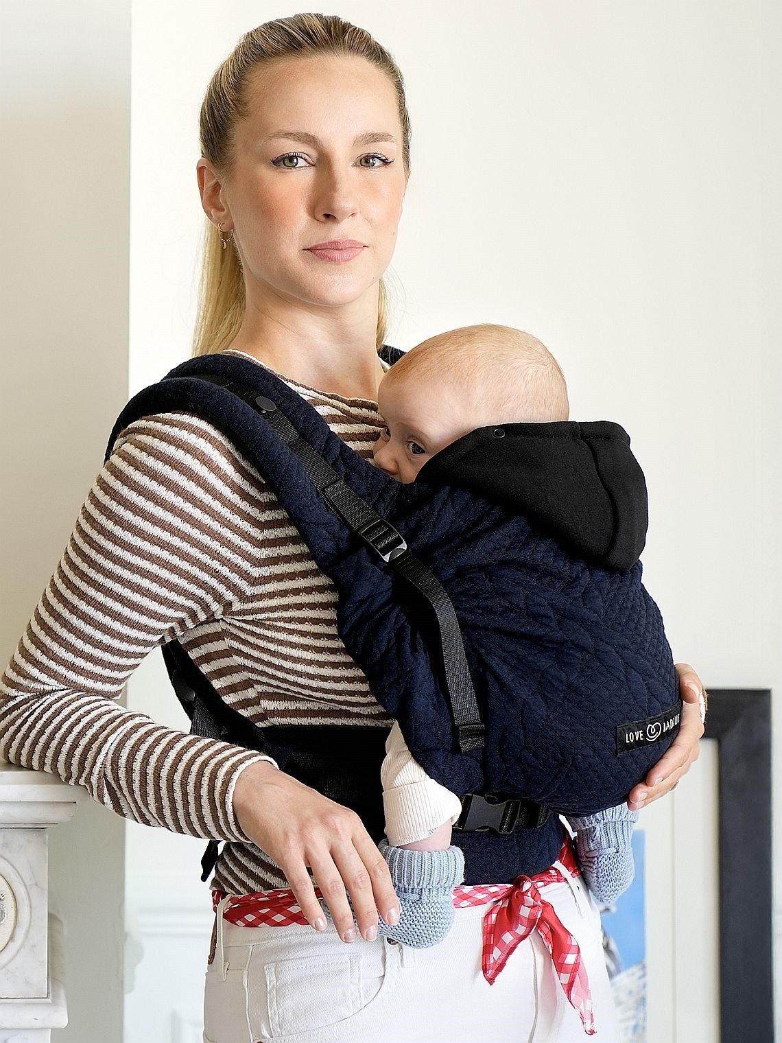 LOVE RADIUS HoodieCarrier 2 – ergonomiška nešioklė nuo gimimo