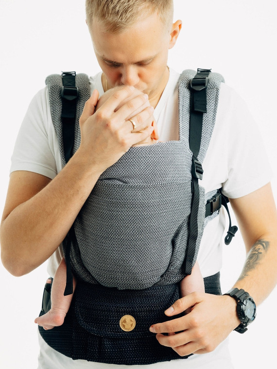 LennyUpGrade – adjustable ergonomic baby carrier from 3.5 to 20 kg