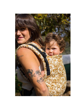 Tula Free To Grow Baby Carrier – ergonomic from birth, no insert needed