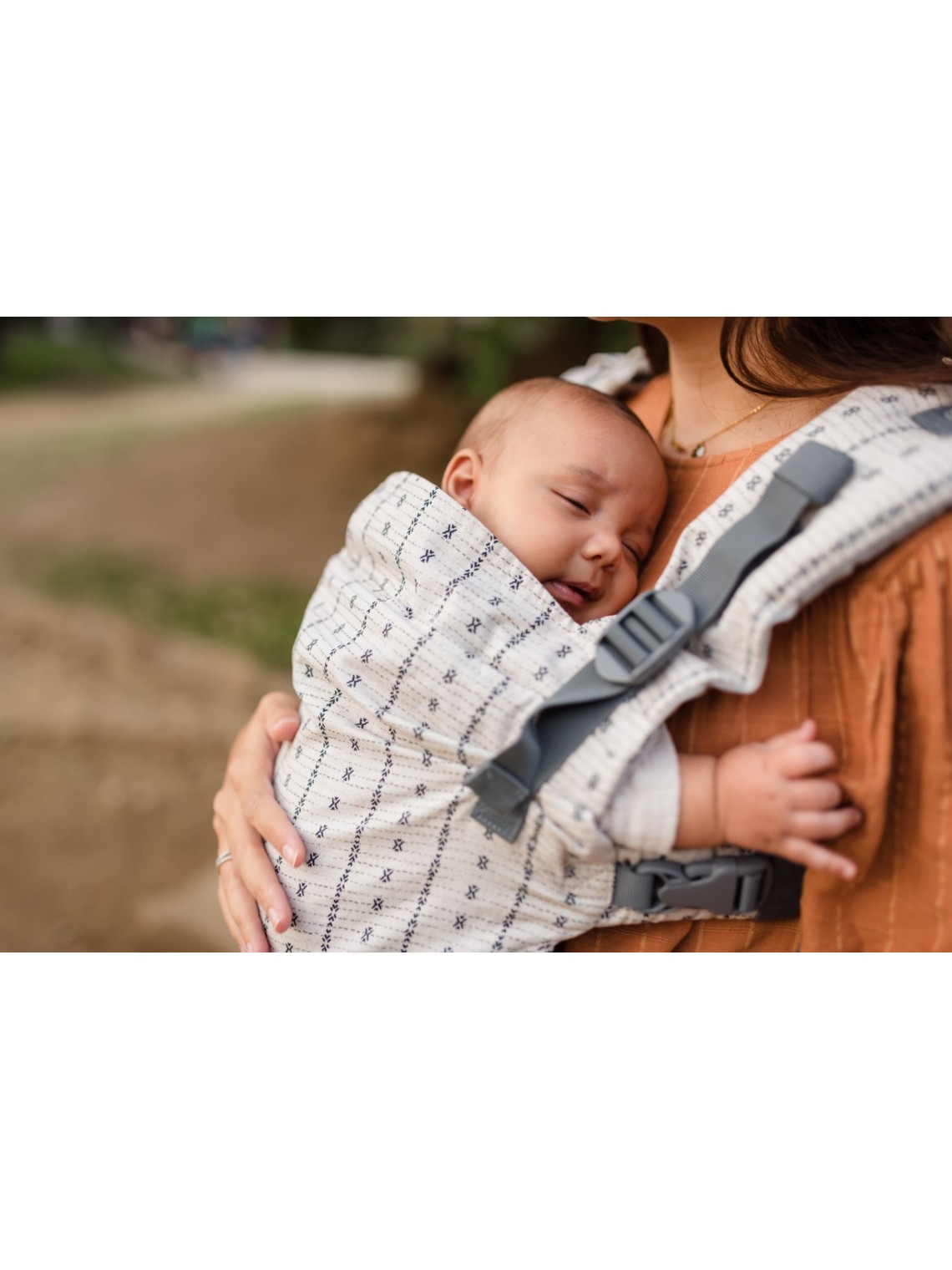 Boba X – adjustable ergonomic carrier from birth