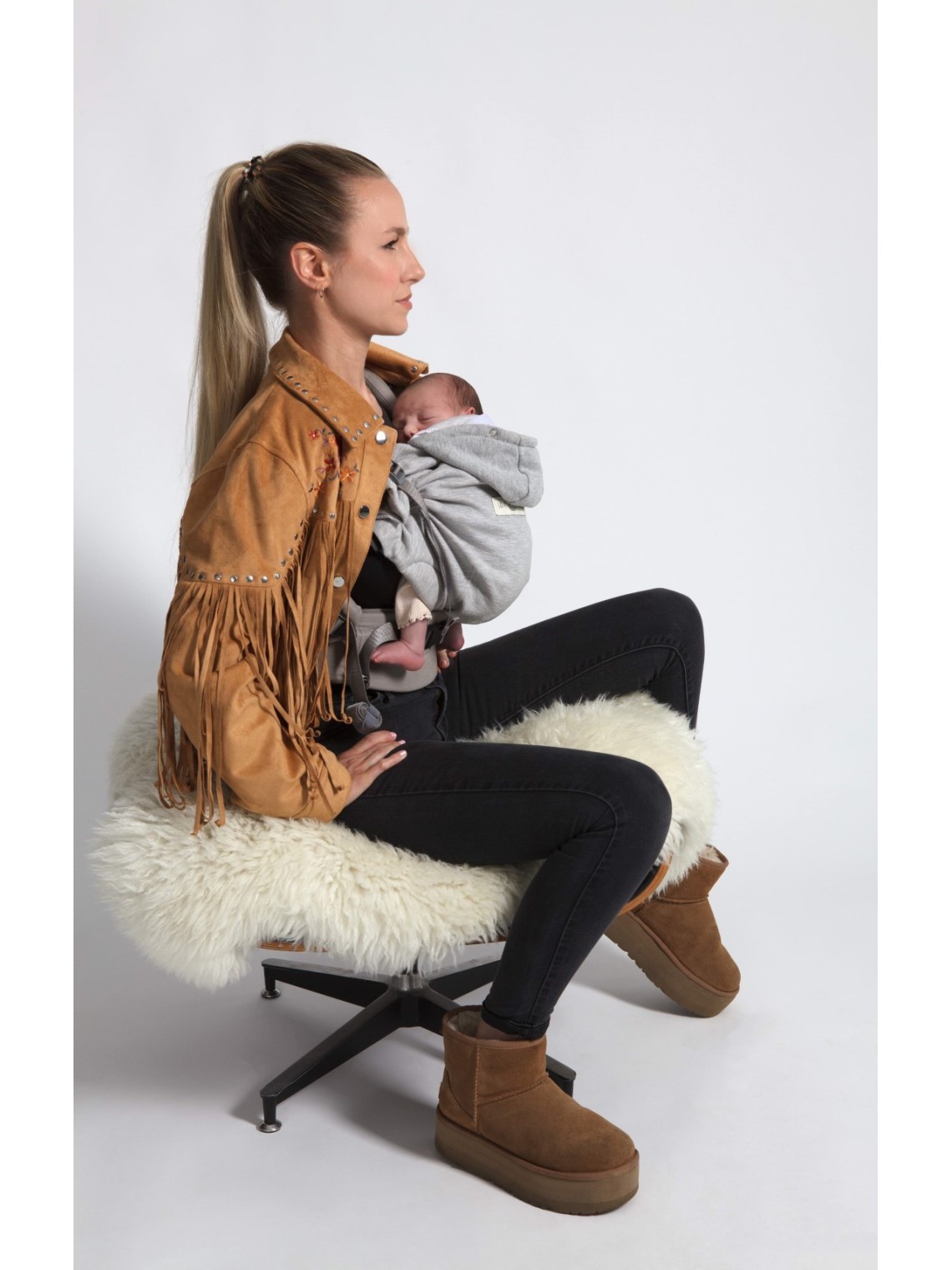LOVE RADIUS HoodieCarrier 2 – ergonomiška nešioklė nuo gimimo