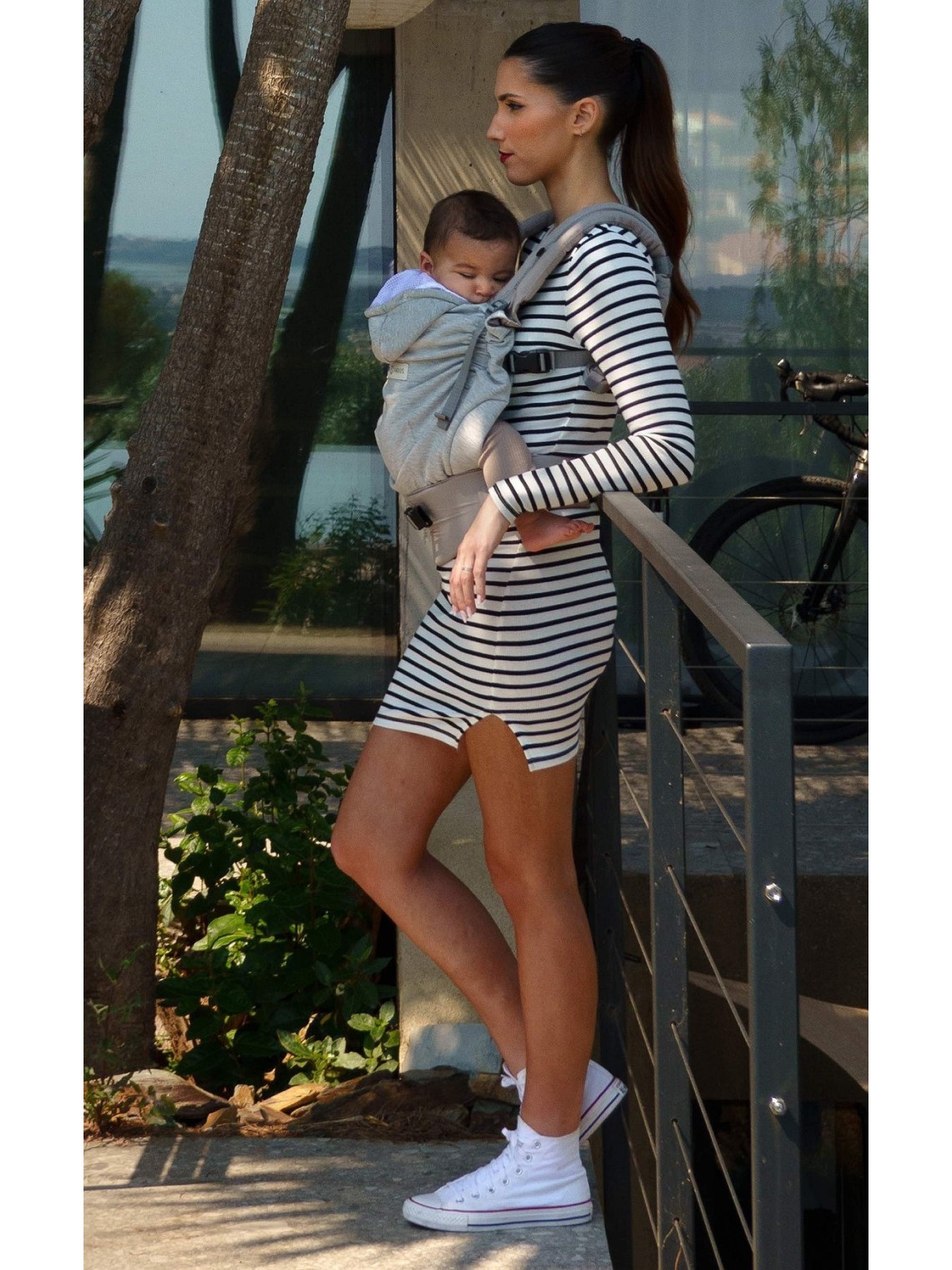 LOVE RADIUS HoodieCarrier 2 – ergonomiška nešioklė nuo gimimo