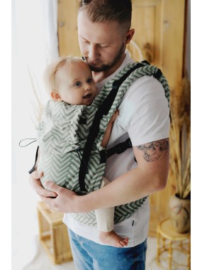 Little Frog Prime – lightweight, breathable newborn carrier