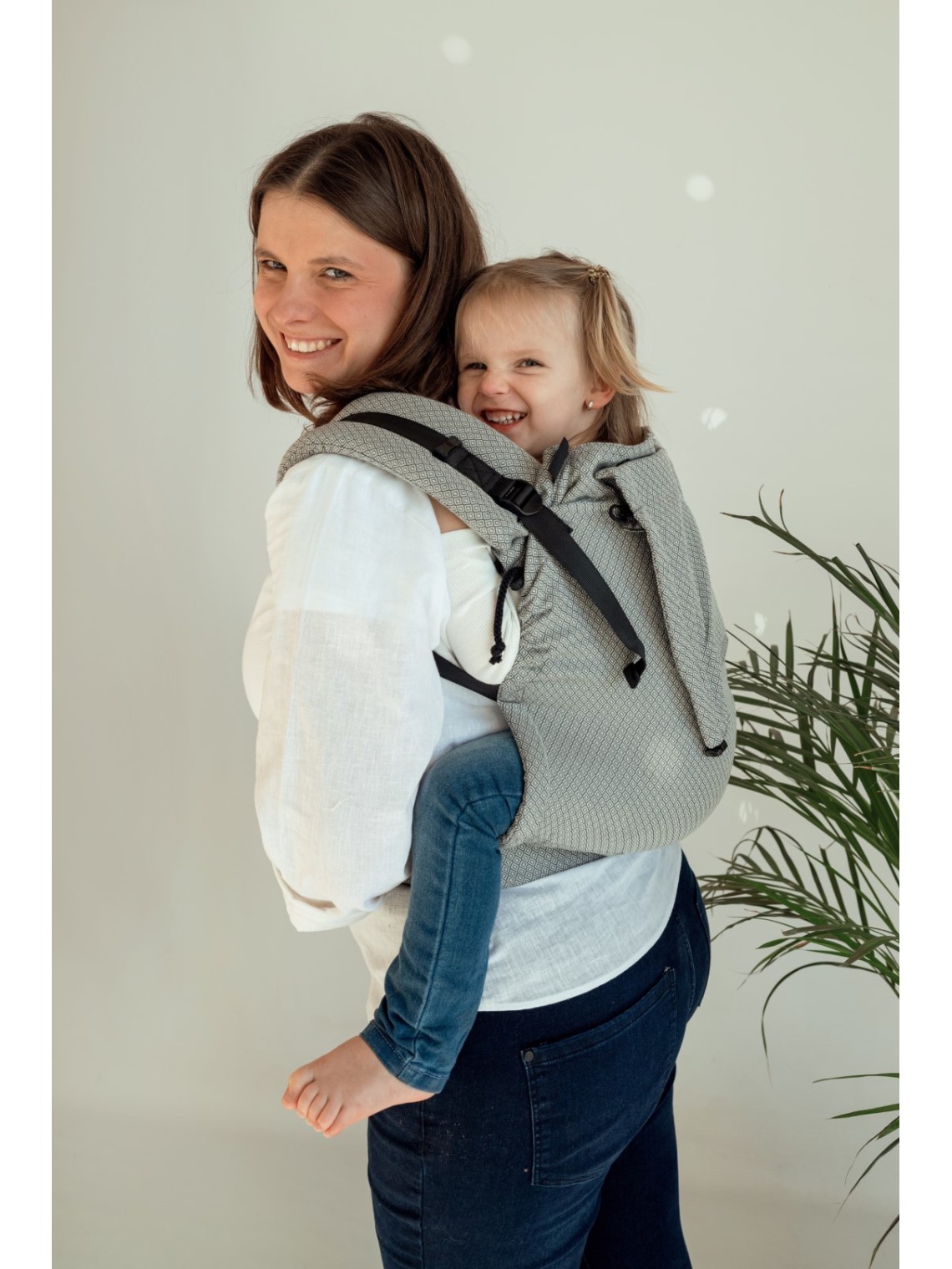 Neko Switch Toddler – patogi nešioklė nuo 86/92 cm | Aukšta kokybė