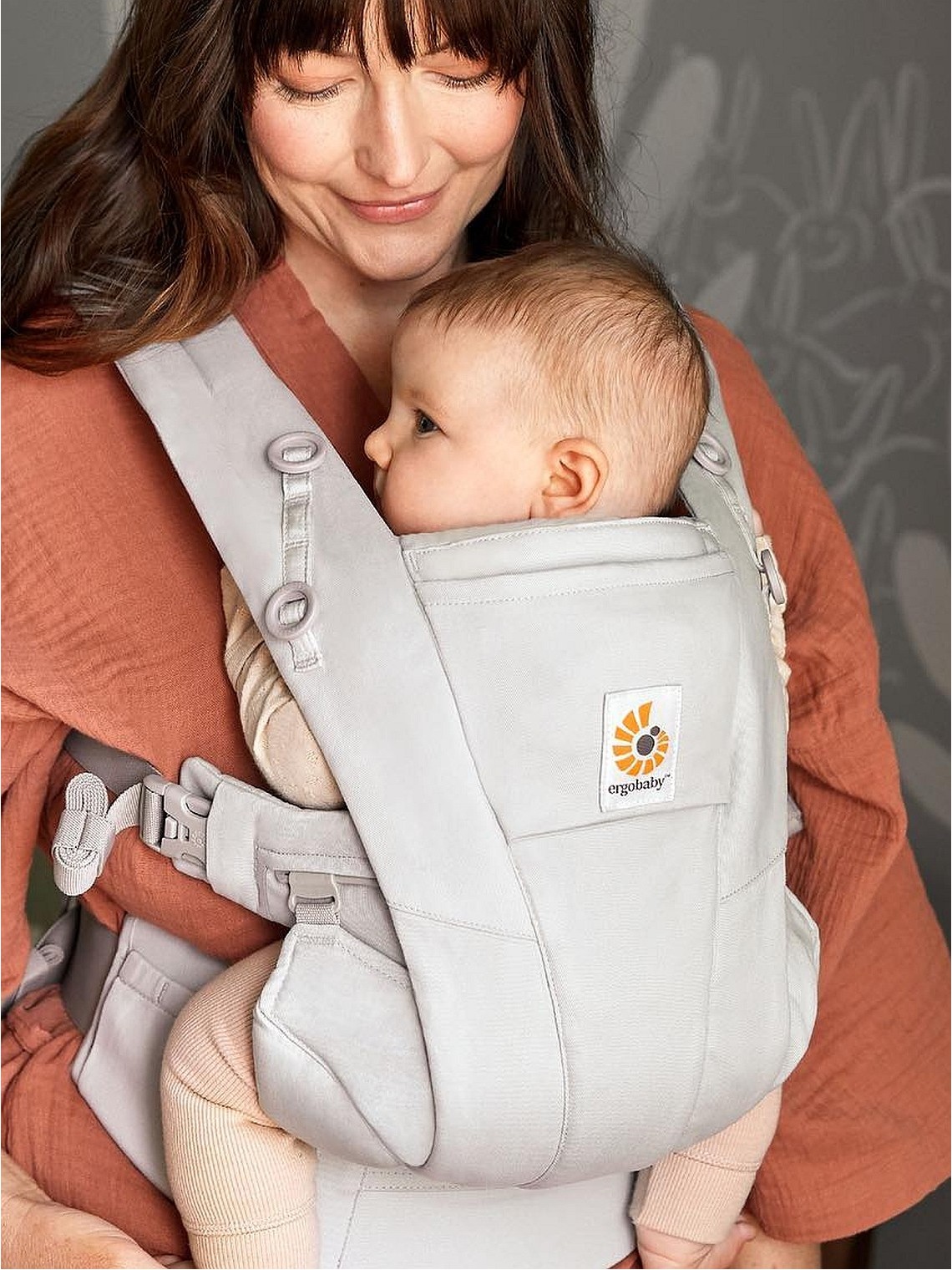 Ergobaby Omni Dream – visos nešiojimo pozicijos nuo gimimo iki 20 kg | Nesiokles.lt