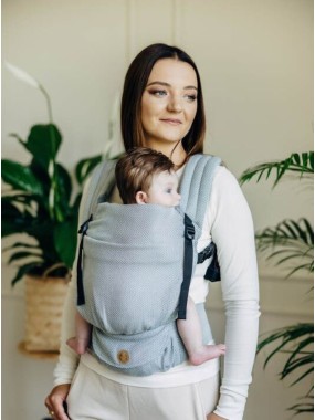 LennyLight – lightweight and intuitive baby carrier