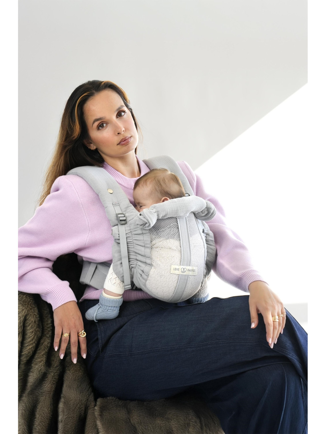 Love Radius PhysioCarrier 2 – ergonomiška nešioklė nuo gimimo | nesiokles.lt