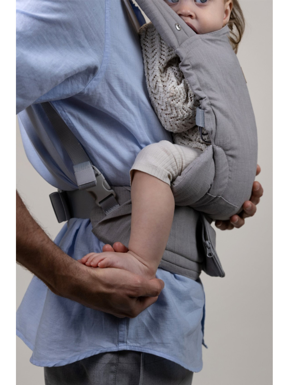 ISARA Elite is a timeless piece for parents who want effortless elegance and technical performance—without compromise.