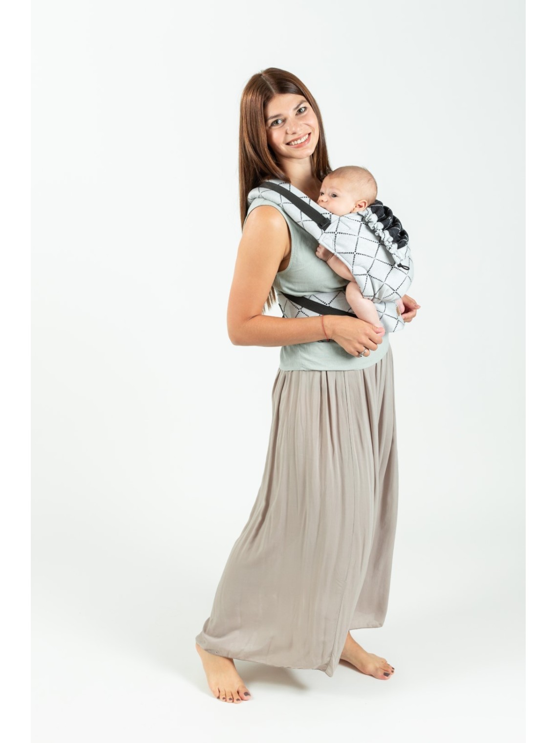 ISARA Quick Full Buckle – easy, fast, and ergonomic baby carrier