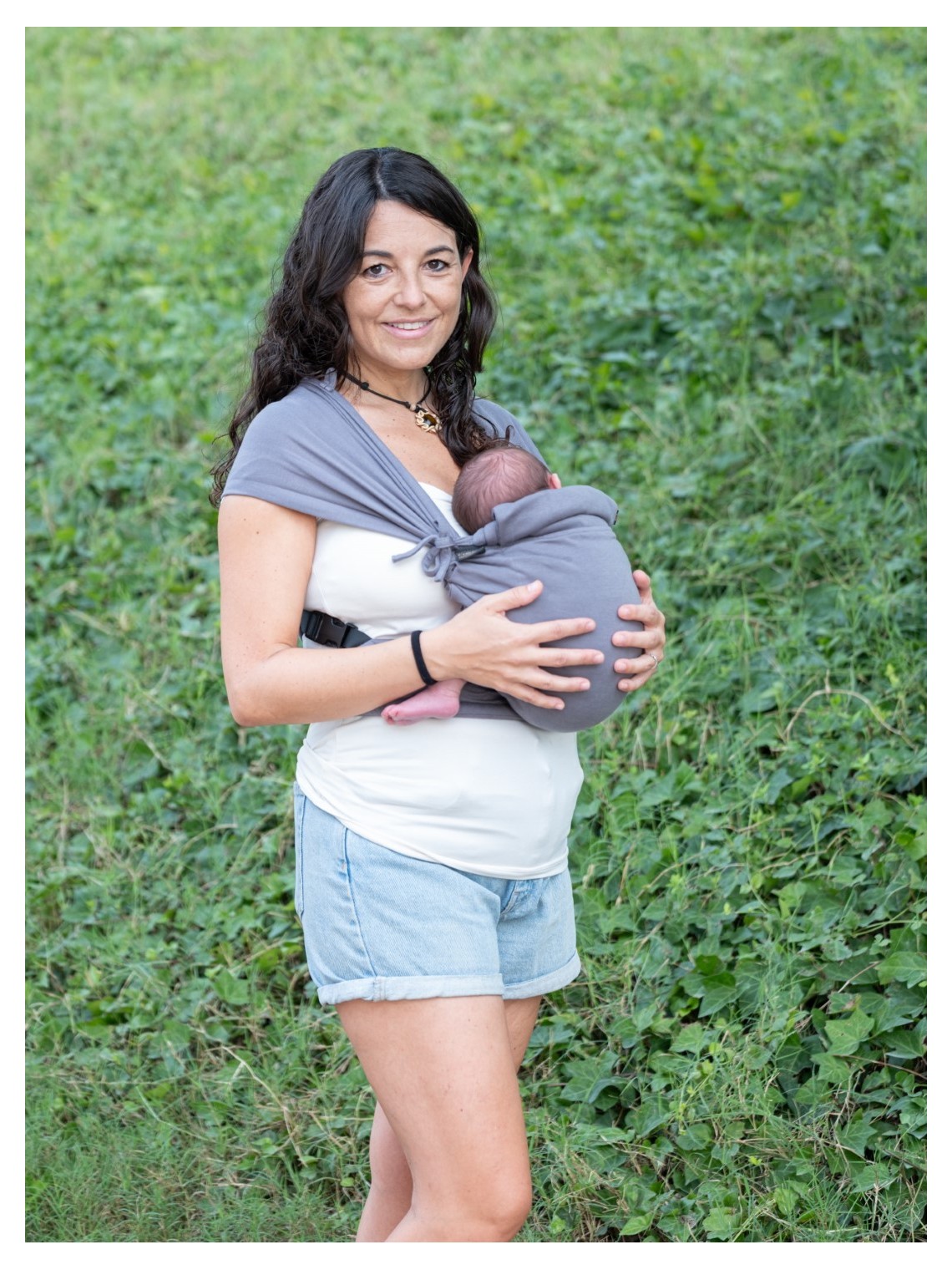 Neko Tiny – newborn baby carrier from 2.5 kg, made of stretchy wrap fabric