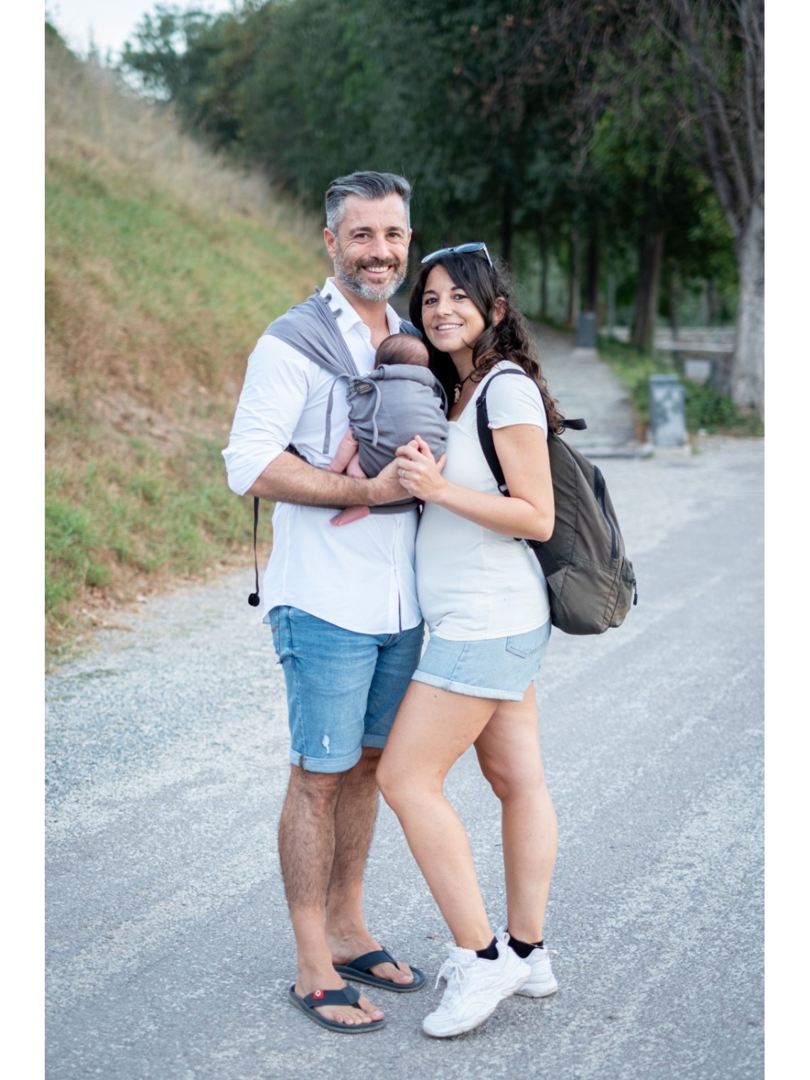 Neko Tiny – newborn baby carrier from 2.5 kg, made of stretchy wrap fabric