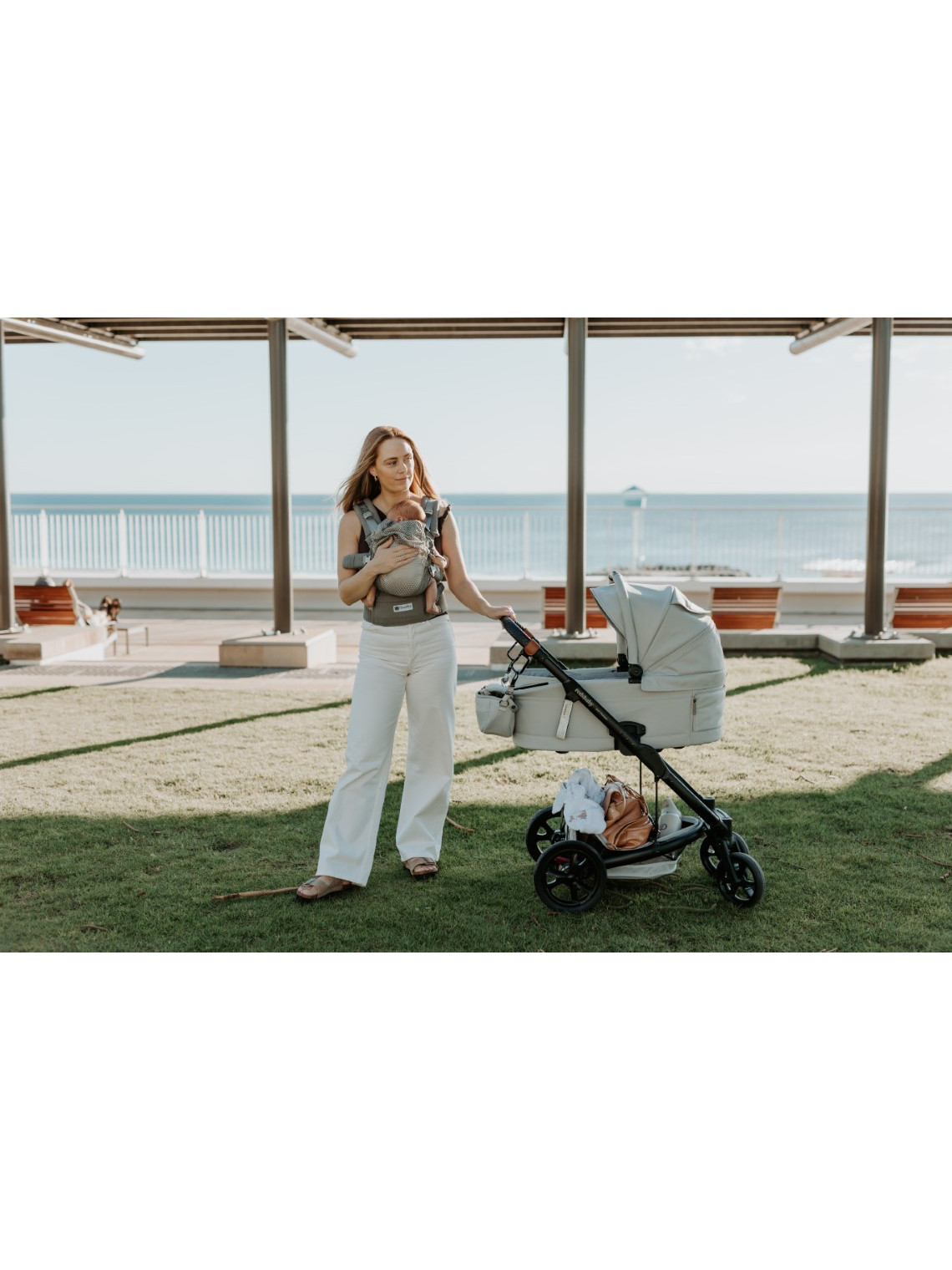 Quokkababy E-Carrier ergonomic baby carrier – maximum adaptability from day one