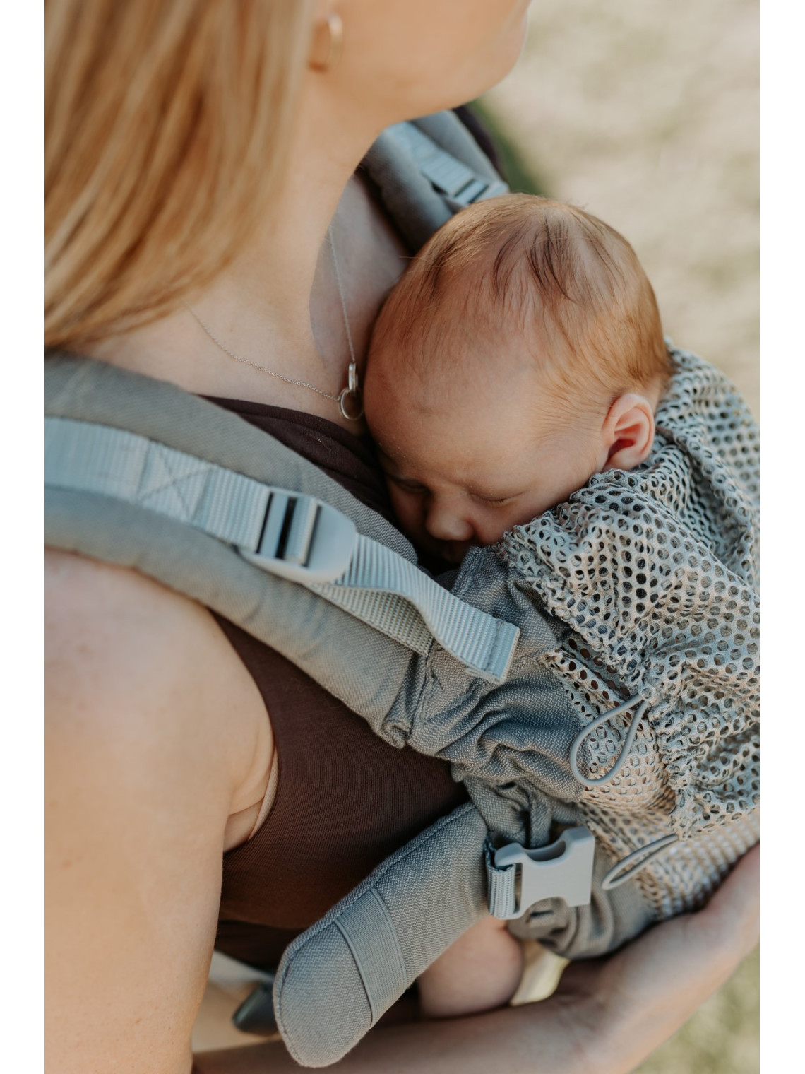 Quokkababy E-Carrier ergonomic baby carrier – maximum adaptability from day one