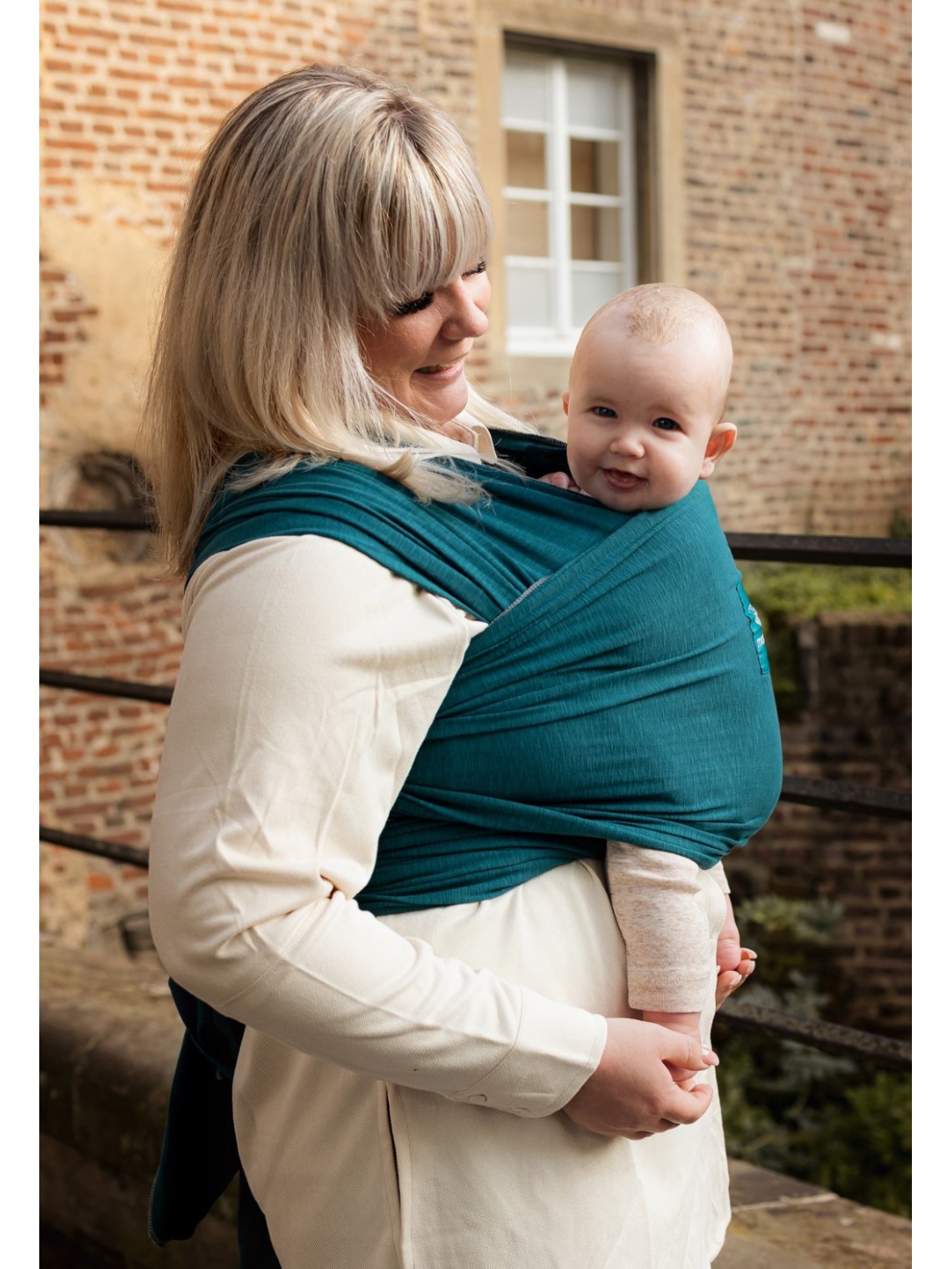 Manduca Sling baby wrap – soft, organic and comfy from birth Manduca Sling baby wrap – soft, organic and comfy from birth