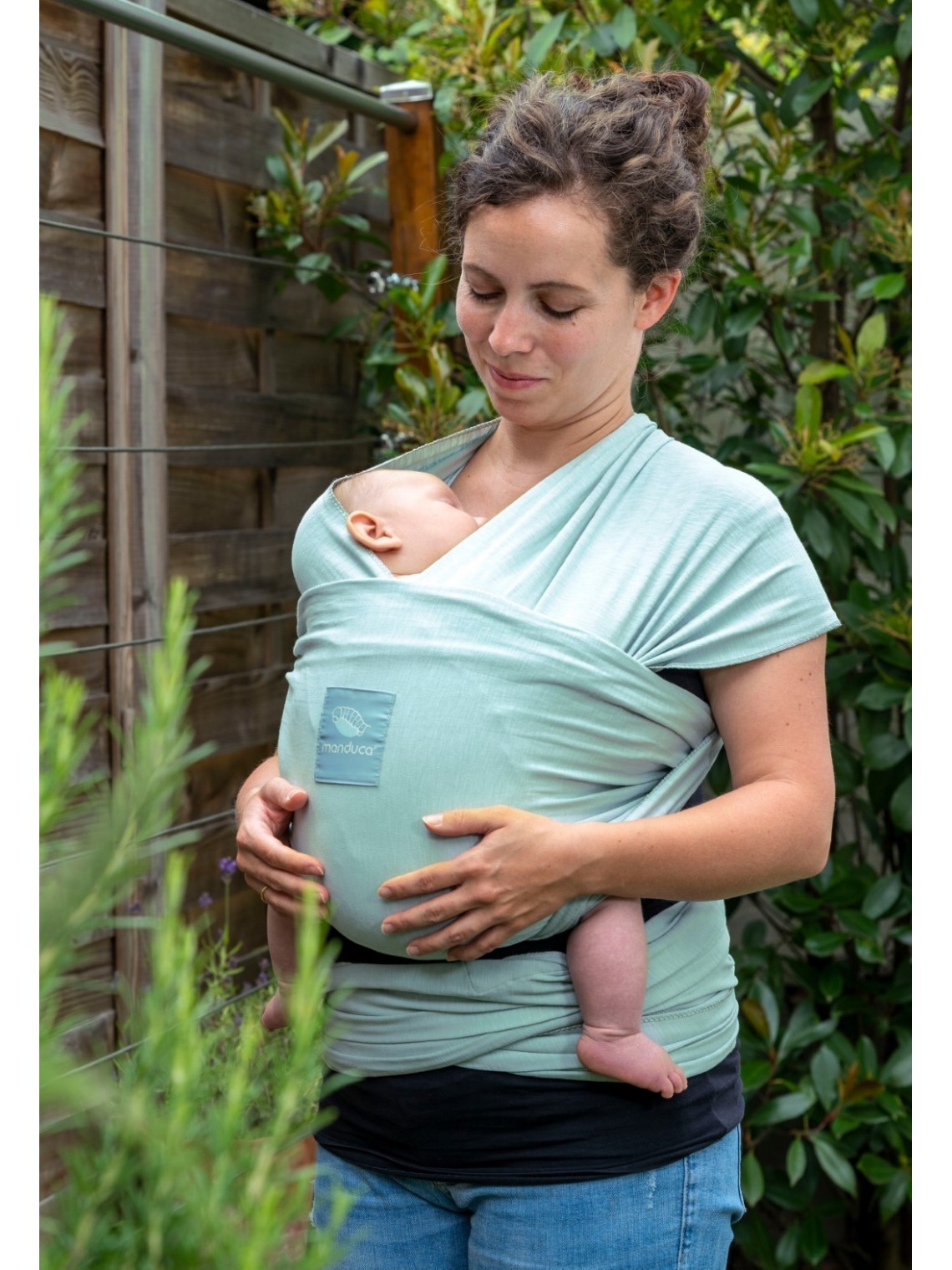 Manduca Sling baby wrap – soft, organic and comfy from birth Manduca Sling baby wrap – soft, organic and comfy from birth