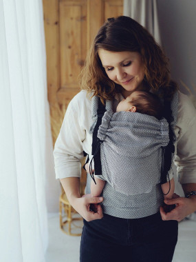 Little Frog Prime – lightweight, breathable newborn carrier