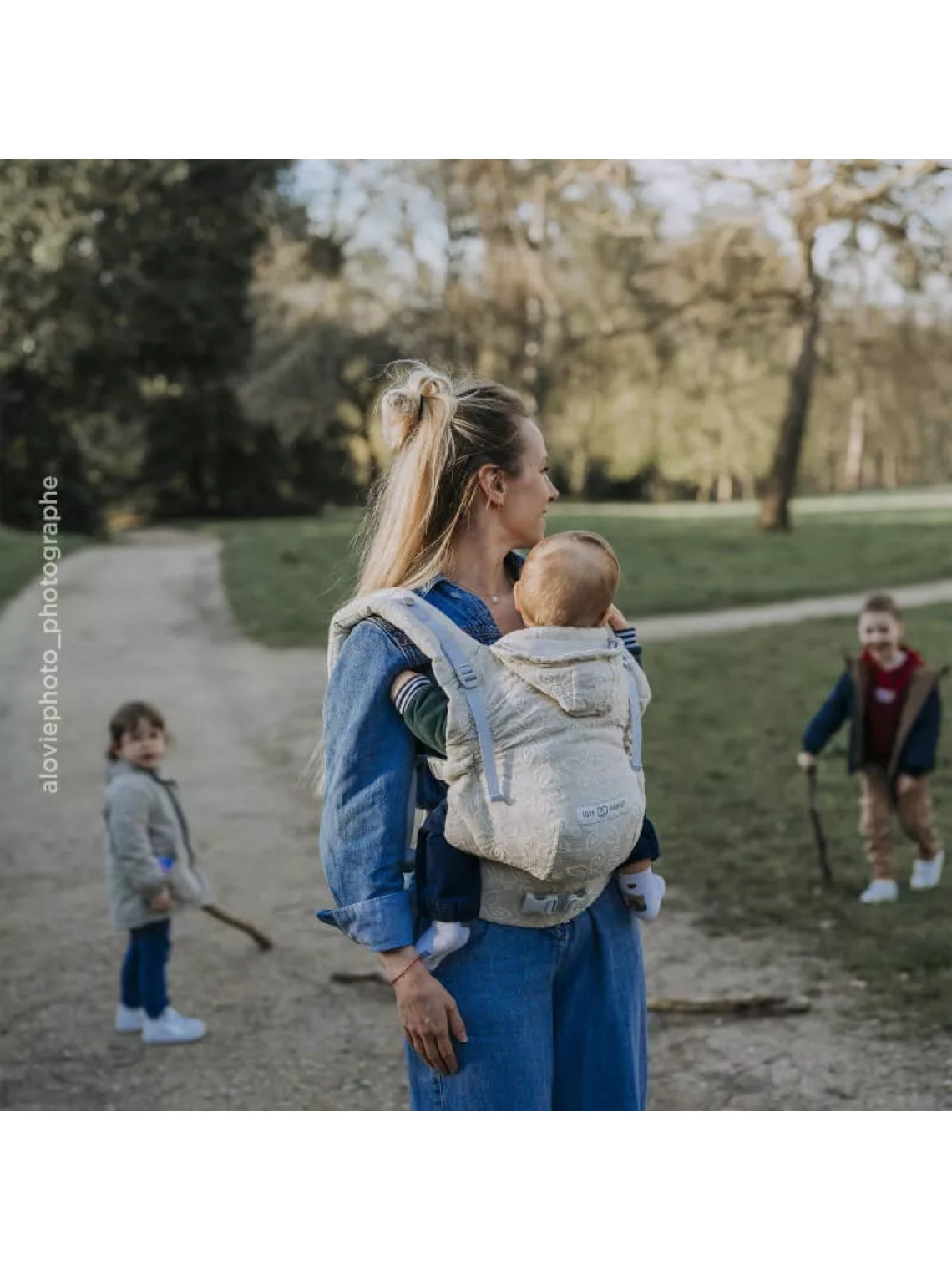 LOVE RADIUS HoodieCarrier 2 – ergonomiška nešioklė nuo gimimo