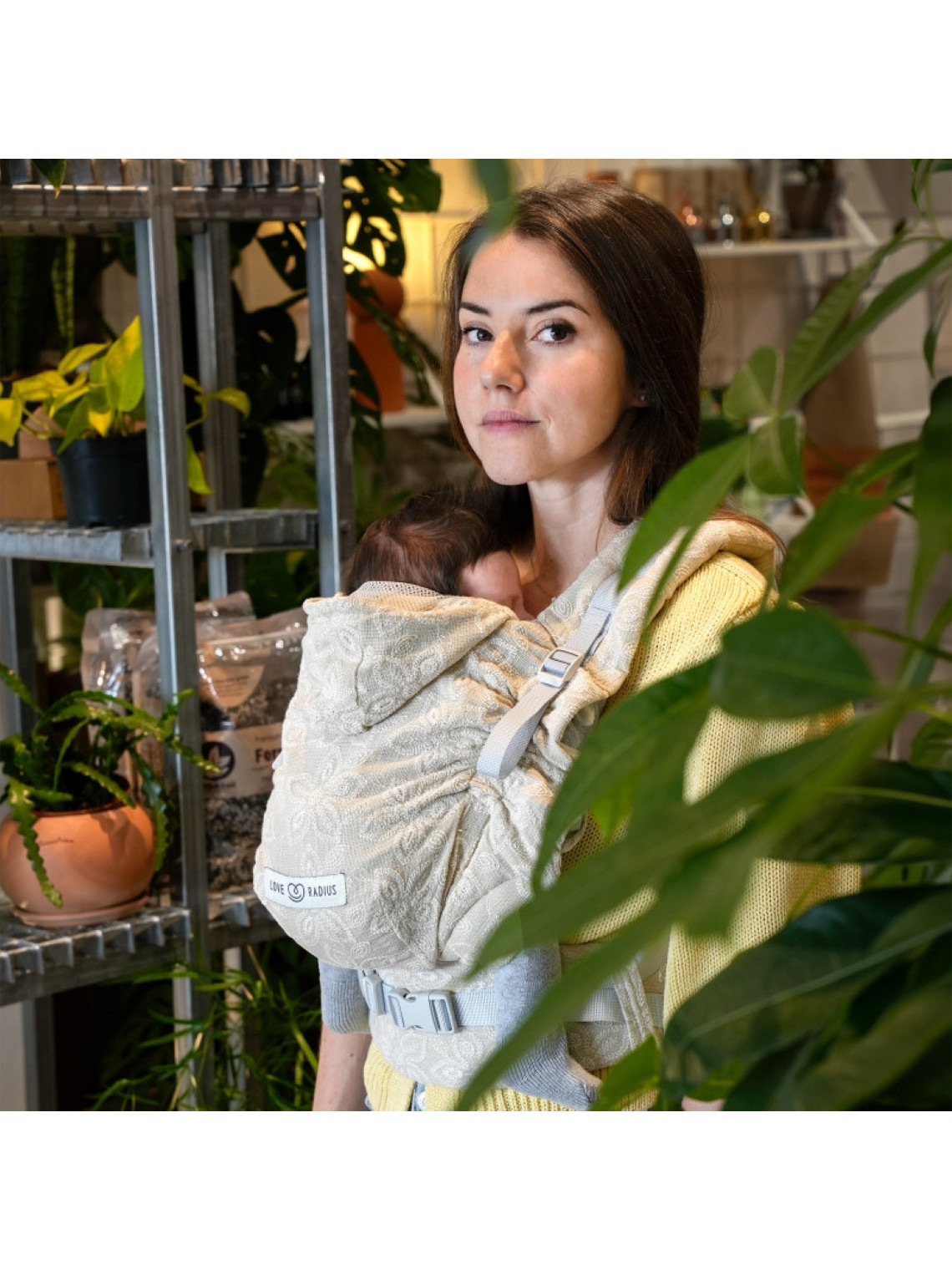 LOVE RADIUS HoodieCarrier 2 – ergonomiška nešioklė nuo gimimo
