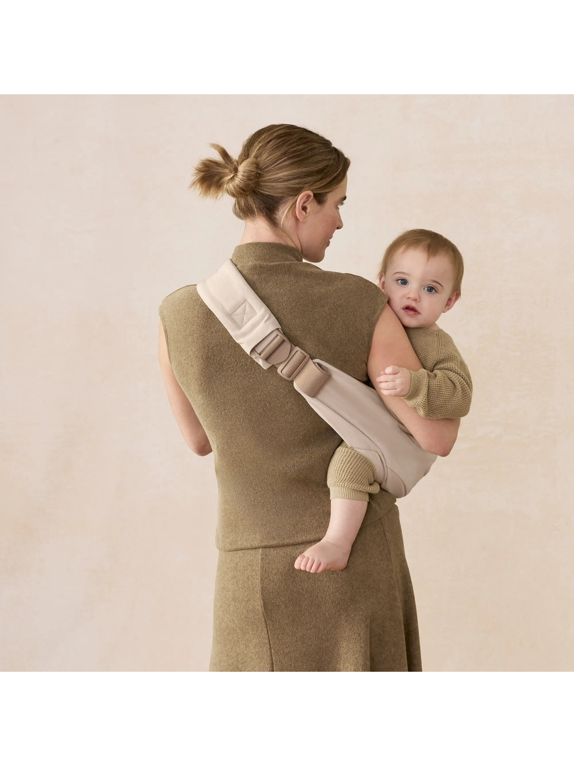 Ergobaby Upsie – a new, fun baby carrier for bigger kids.