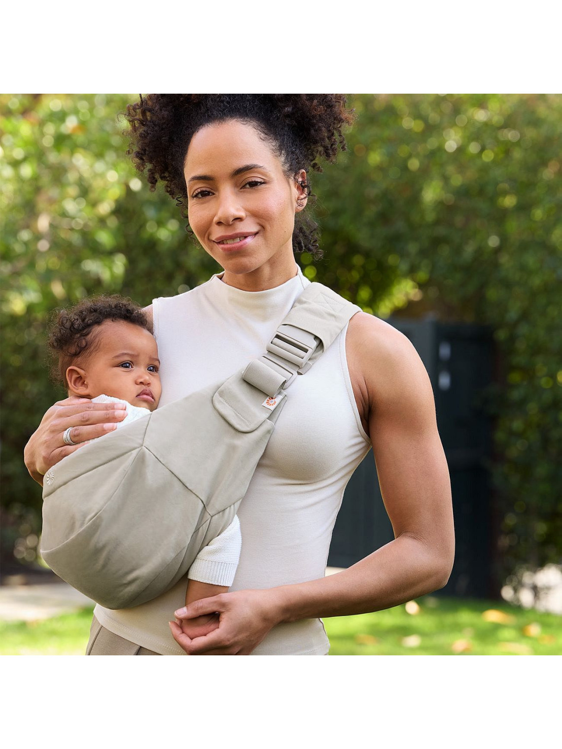 Ergobaby Upsie – a new, fun baby carrier for bigger kids.
