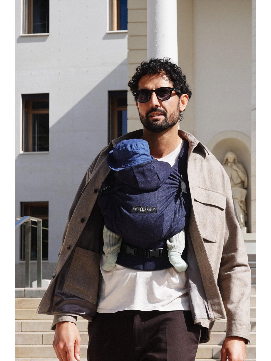 LOVE RADIUS HoodieCarrier 2 – ergonomic baby carrier from birth
