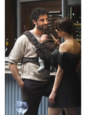 LOVE RADIUS HoodieCarrier 2 – ergonomic baby carrier from birth